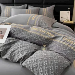 Alternative view of Bộ chăn ga phi lụa vân nổi Tamy Decor